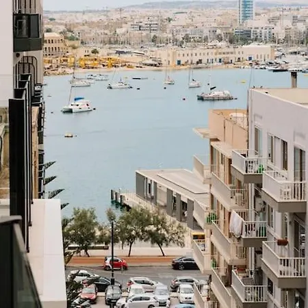 Apartment Main Street Designersuite 6 Sliema