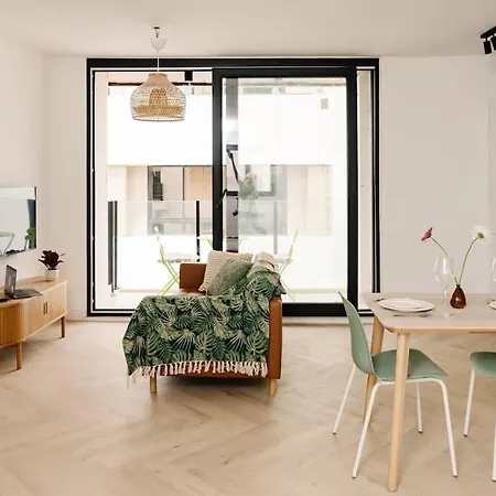 Main Street Designersuite 6 Apartmán